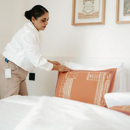 Shada Hotel Jumeirah Garden Dubai Bagian luar foto