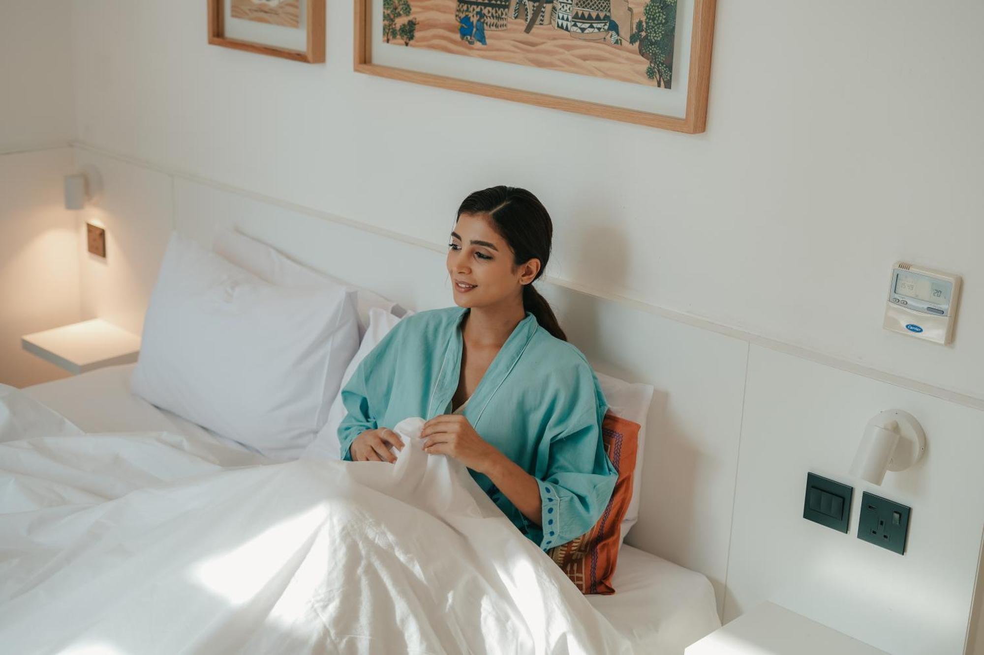 Shada Hotel Jumeirah Garden Dubai Bagian luar foto