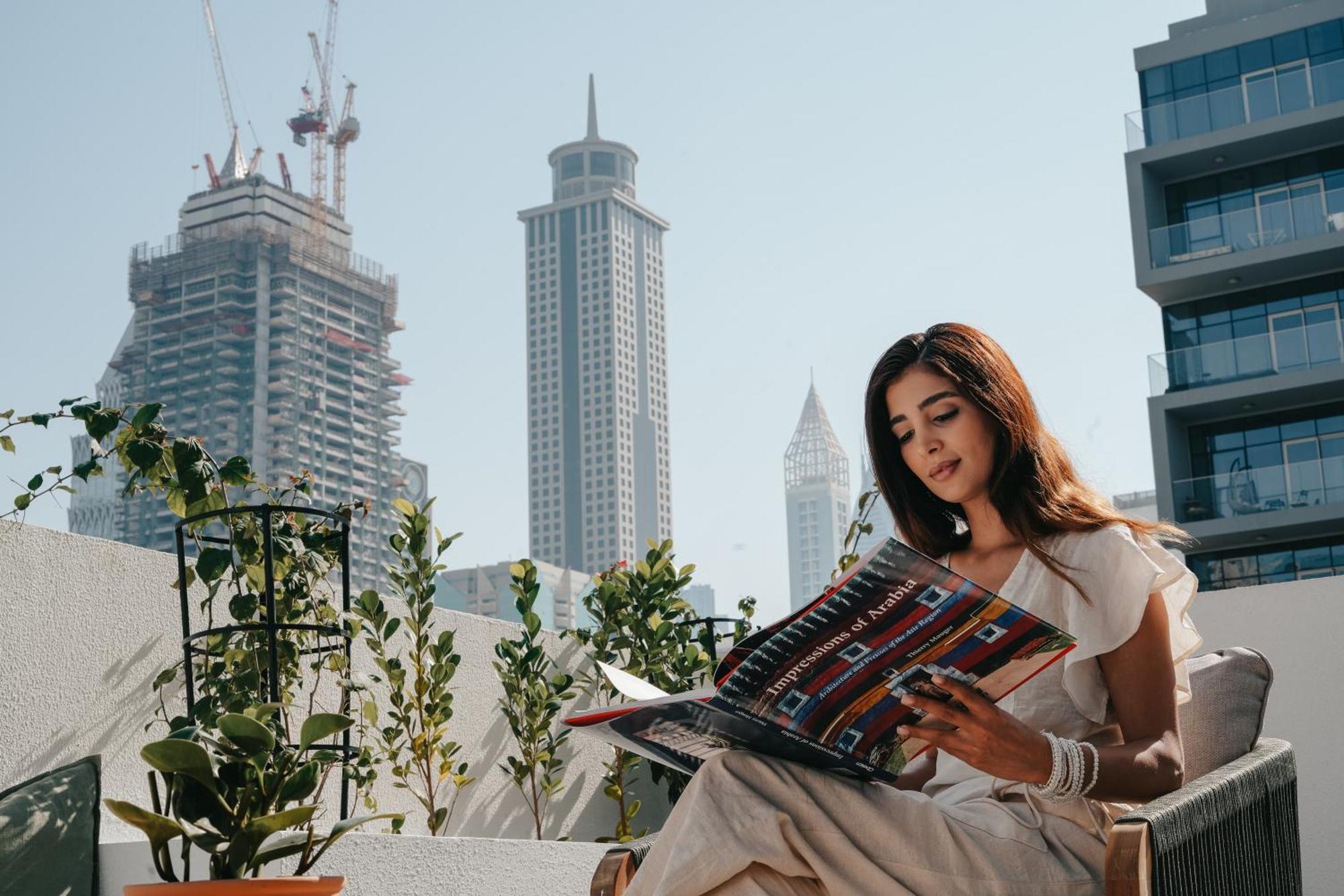 Shada Hotel Jumeirah Garden Dubai Bagian luar foto